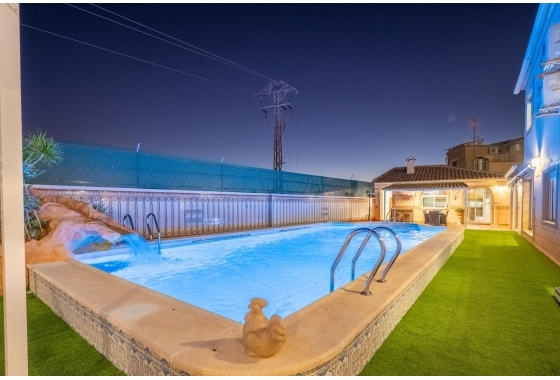 Återförsäljning - Villa - Torrevieja - El Chaparral