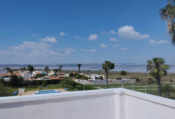 Herverkoop - Villa - Torrevieja - La Siesta - El Salado - Torreta