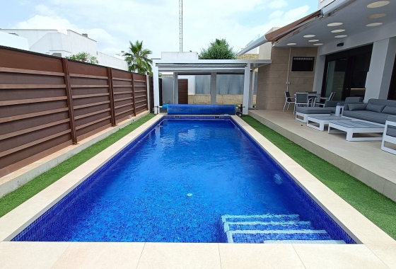 Resale - Villa - Orihuela - Inland