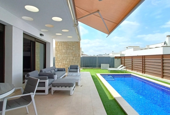 Resale - Villa - Orihuela - Inland