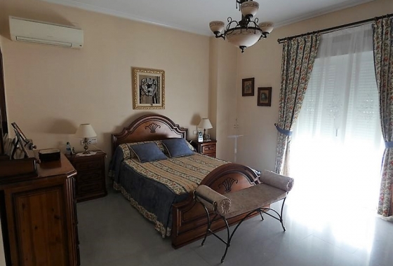 Resale - Villa - Almoradí - Inland