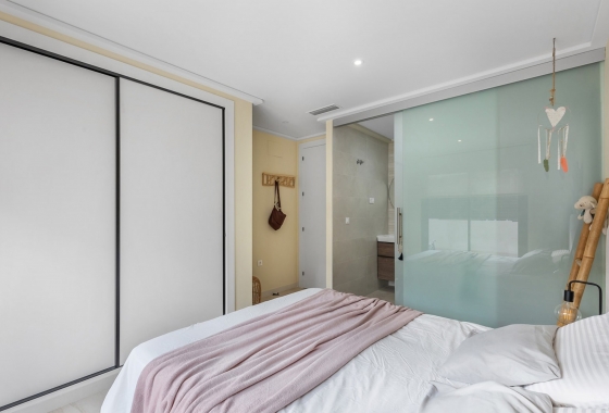 Återförsäljning - Lägenhet / lägenhet - Torrevieja - Costa Blanca