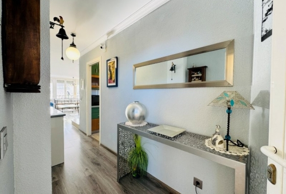 Resale - Penthouse - La Mata - Alanis