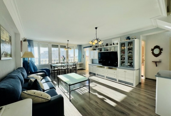 Resale - Penthouse - La Mata - Alanis