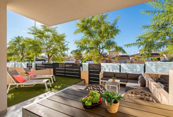 Resale - Apartment / flat - Pilar de la Horadada - Pueblo Latino