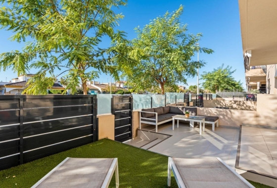 Resale - Apartment / flat - Pilar de la Horadada - Pueblo Latino