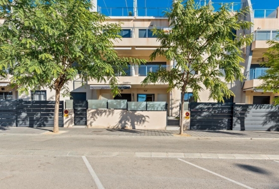 Resale - Apartment / flat - Pilar de la Horadada - Pueblo Latino