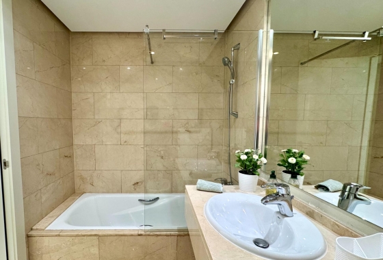 Resale - Villa - Orihuela - Las Colinas Golf