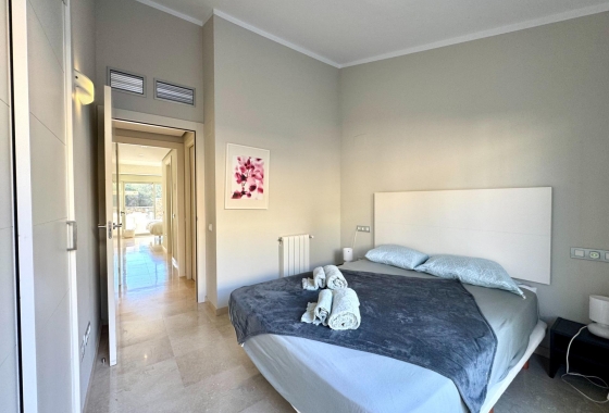 Resale - Villa - Orihuela - Las Colinas Golf