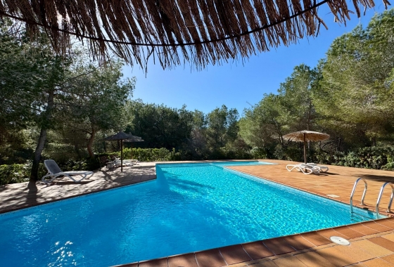 Resale - Villa - Orihuela - Las Colinas Golf