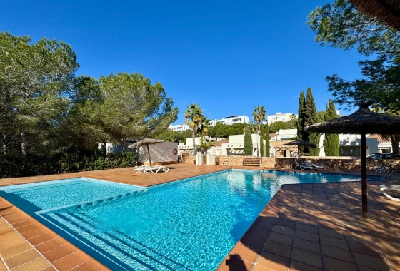 Resale - Villa - Orihuela - Las Colinas Golf