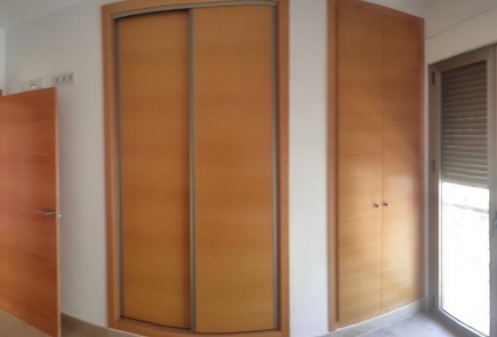 Resale - Apartment / flat - Torrevieja - Estacion De Autobuses