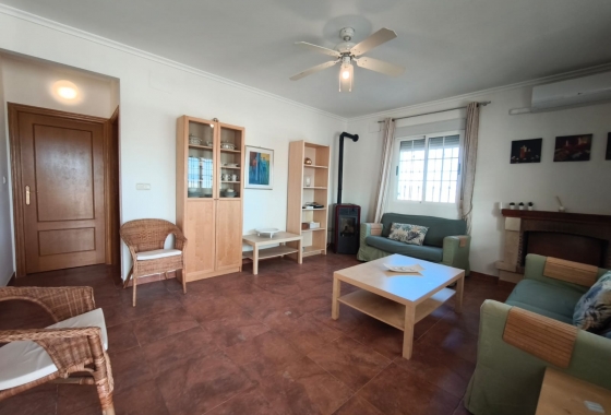 Resale - Villa - Hondón de los Fráiles - Inland