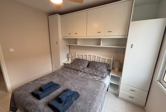 Resale - Apartment / flat - Torrevieja - Playa De Los Naufragos