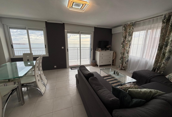 Resale - Apartment / flat - Torrevieja - Playa De Los Naufragos