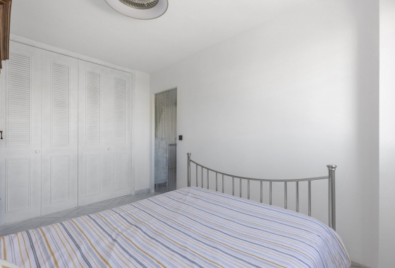 Resale - Apartment / flat - La Mata - Costa Blanca