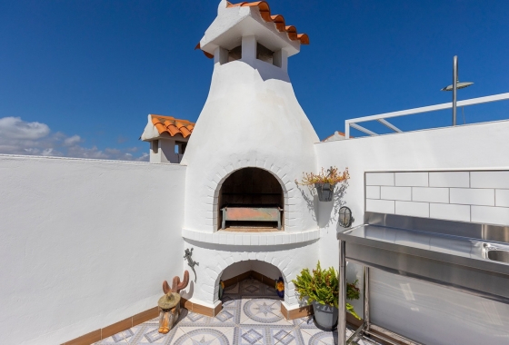 Resale - Apartment / flat - La Mata - Costa Blanca