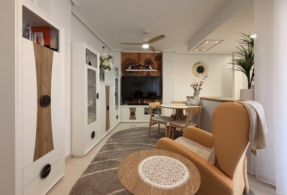 Reventa - Apartamento / piso - Torrevieja - Costa Blanca