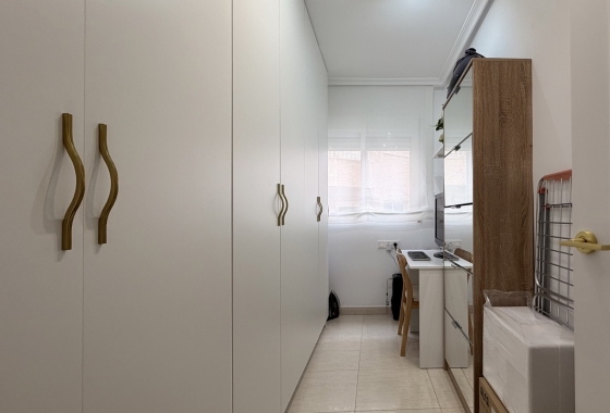 Reventa - Apartamento / piso - Torrevieja - Costa Blanca