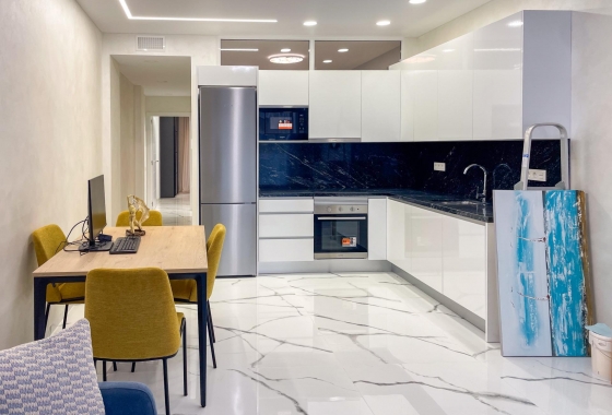 Resale - Apartment / flat - Torrevieja - Playa del Cura