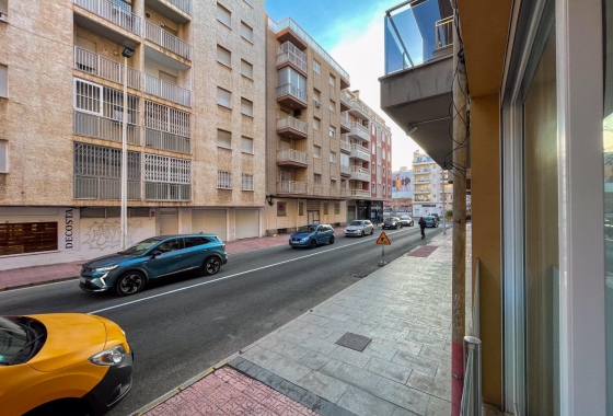 Resale - Apartment / flat - Torrevieja - Playa del Cura