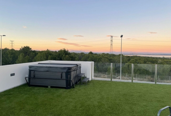 Resale - Villa - Orihuela Costa - Costa Blanca