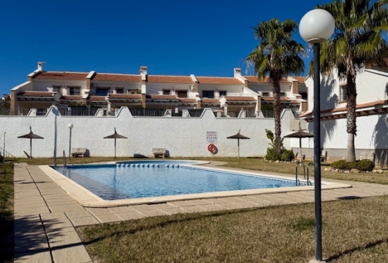 Resale - Townhouse - San Miguel de Salinas - Inland