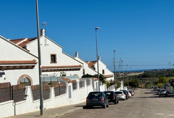 Resale - Townhouse - San Miguel de Salinas - Inland
