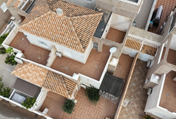 Resale - Townhouse - Torrevieja - aguas nuevas