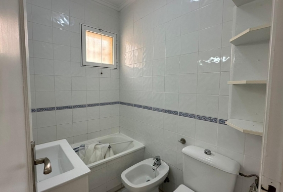 Resale - Bungalow - Orihuela Costa - Los Almendros-la Florida