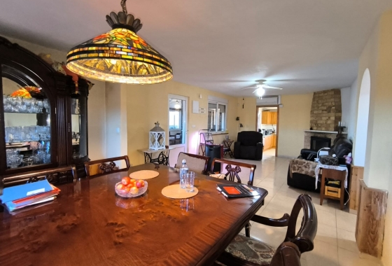 Resale - Villa - Villena - Inland