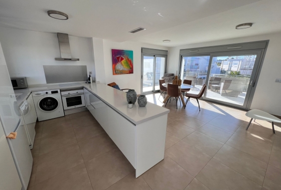 Resale - Apartment / flat - Orihuela - Vistabella Golf