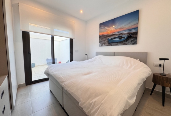 Resale - Apartment / flat - Pilar de la Horadada - Costa Blanca