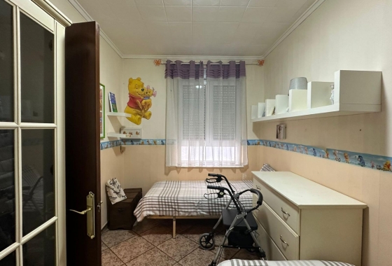 Resale - Apartment / flat - Torrevieja - Estacion De Autobuses