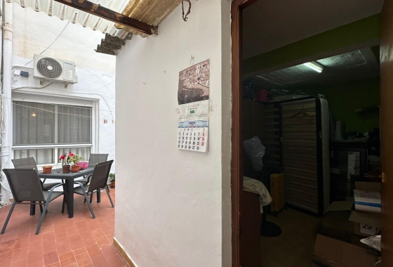 Resale - Apartment / flat - Torrevieja - Estacion De Autobuses