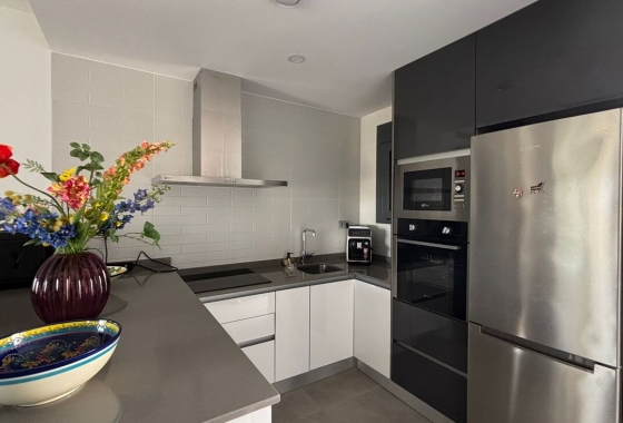 Återförsäljning - Lägenhet / lägenhet - Pilar de la Horadada