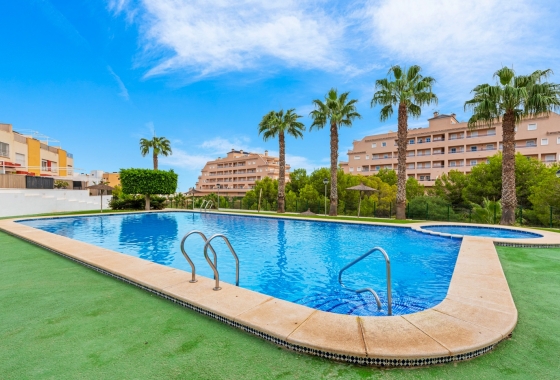 Resale - Villa - Orihuela Costa - Costa Blanca