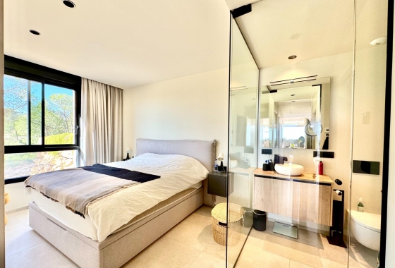 Resale - Apartment / flat - Orihuela - Las Colinas Golf