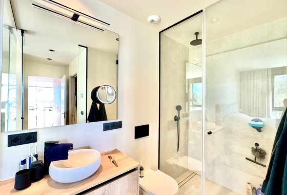 Resale - Apartment / flat - Orihuela - Las Colinas Golf