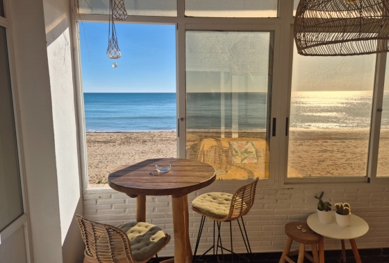 Resale - Apartment / flat - La Mata