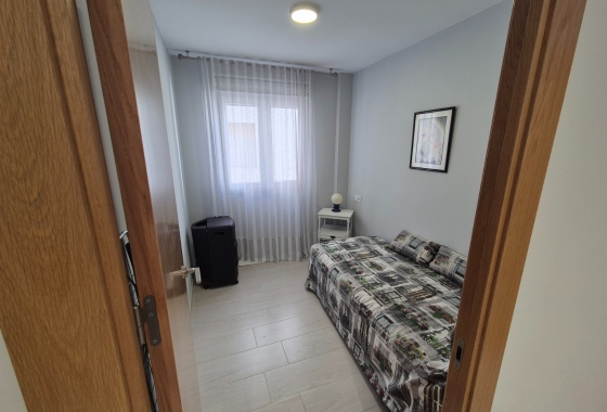 Resale - Apartment / flat - Torrevieja - CENTRE PLAYA DEL CURA LAS PISCINAS
