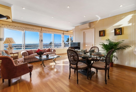 Resale - Apartment / flat - Torrevieja - Costa Blanca