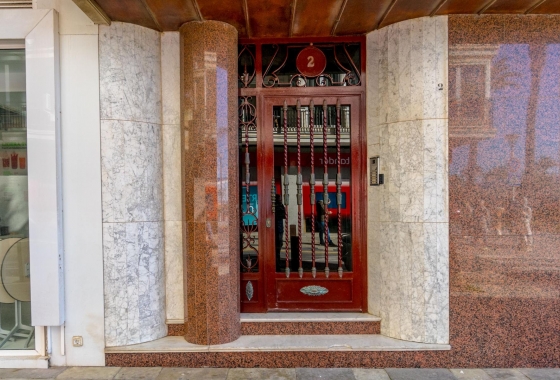 Resale - Apartment / flat - Torrevieja - Costa Blanca