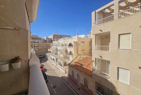 Resale - Apartment / flat - Torrevieja - La Mata Pueblo