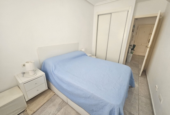 Resale - Apartment / flat - Torrevieja - La Mata Pueblo