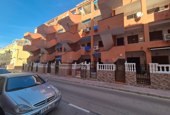 Resale - Bungalow - La Mata