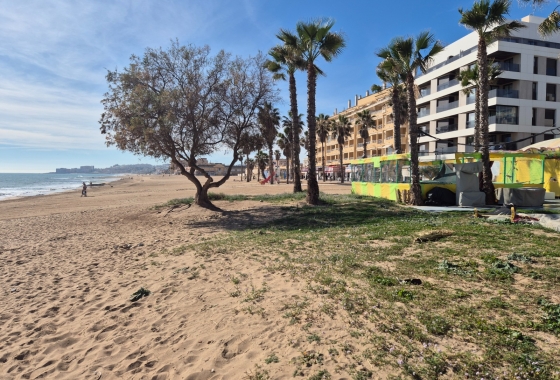 Resale - Bungalow - La Mata