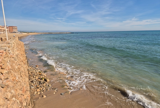 Resale - Bungalow - La Mata