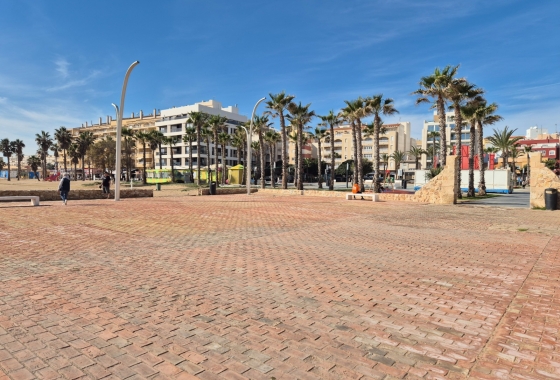 Resale - Bungalow - La Mata