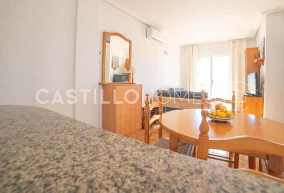 Resale - Apartment / flat - Torrevieja - Centro